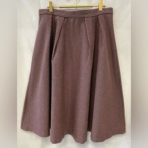 Forever 21 Bergeny and cream skirt